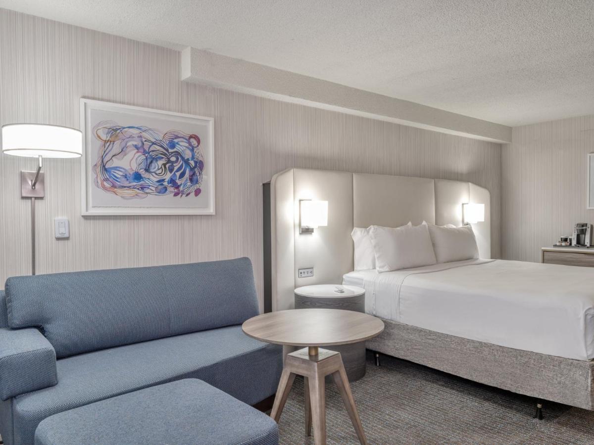 Crowne Plaza Indianapolis-Airport By Ihg Hotel Buitenkant foto